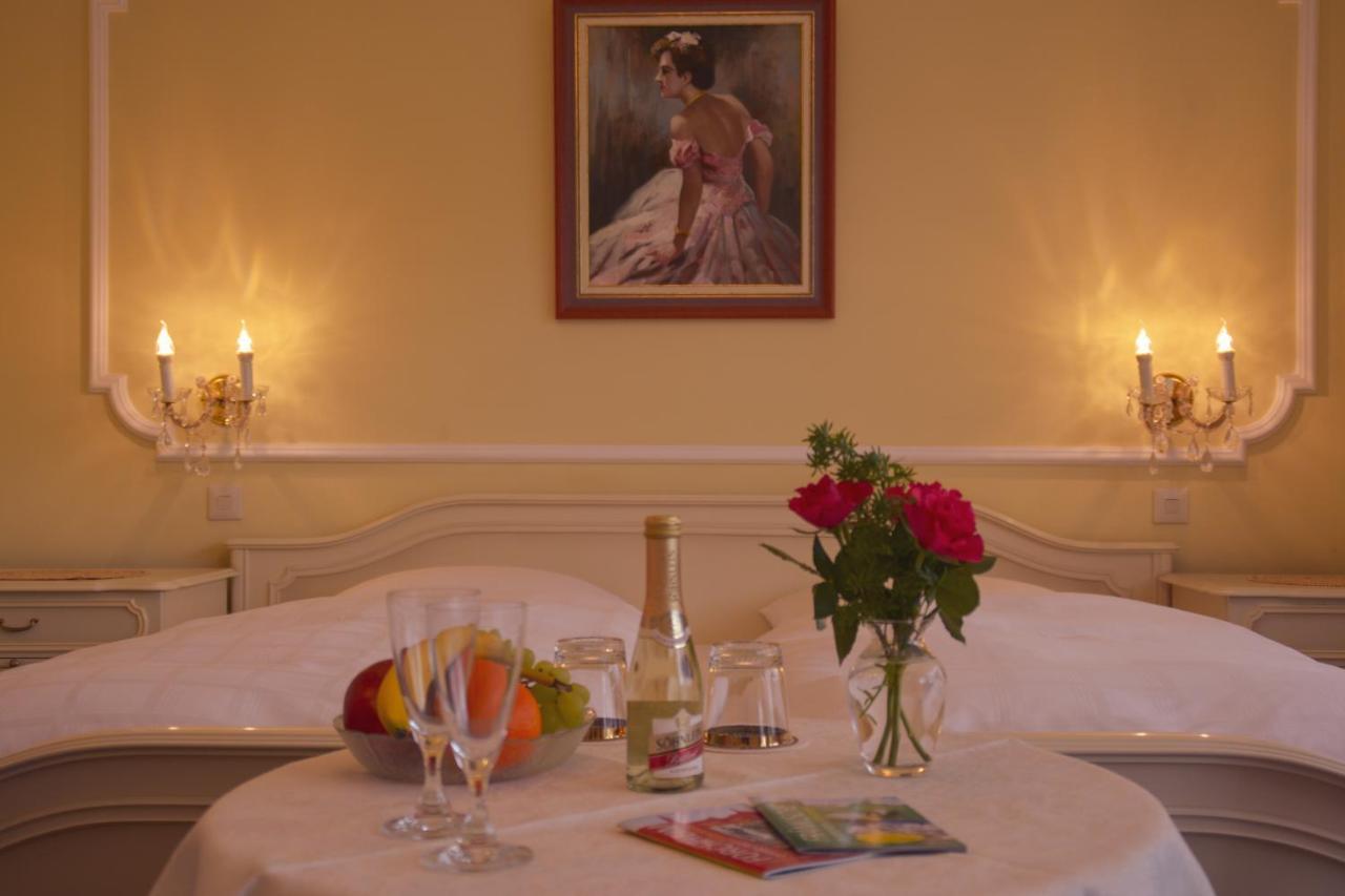 Hotel Garni Regina Goessweinstein Eksteriør billede